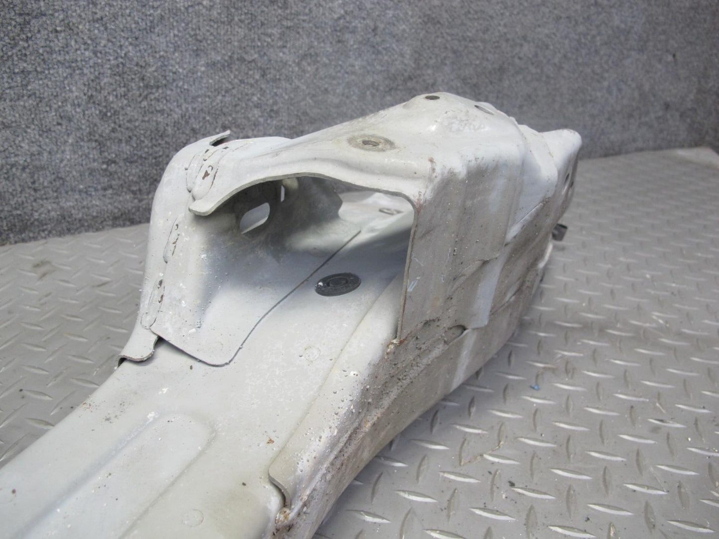 03-05 Toyota MR2 Spyder ZZW30L Rear Suspension Sub Frame Crossmember 50K OEM