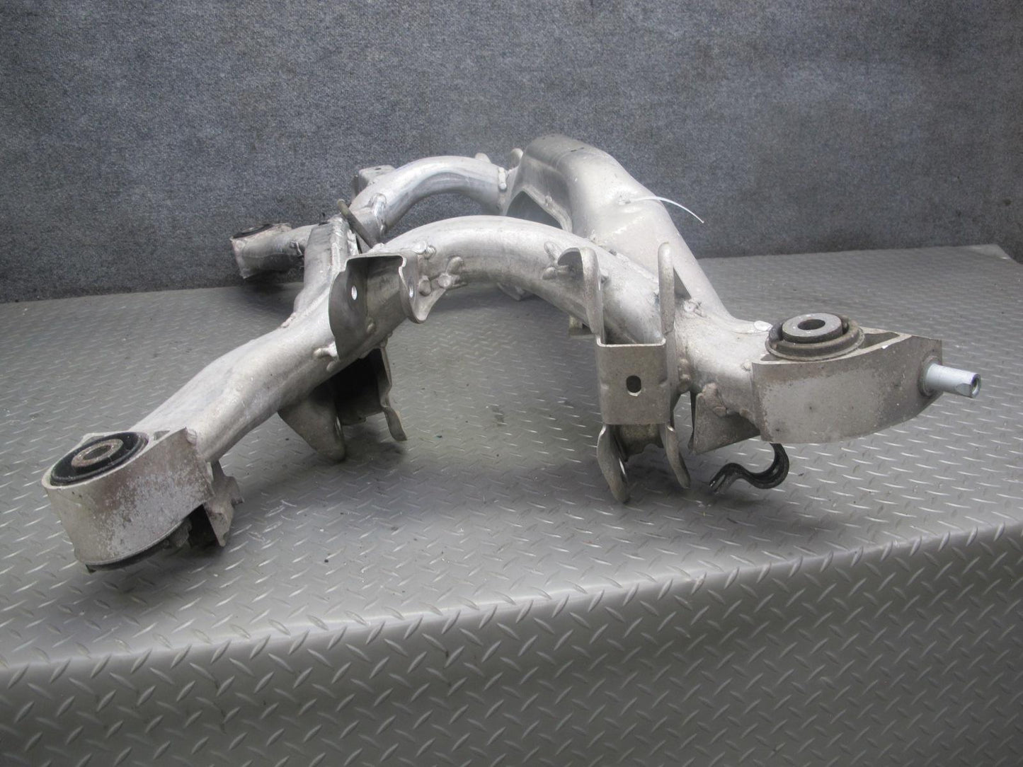 07-09 Nissan 350Z Z33 Convertible Rear Suspension Subframe Crossmember 51K OEM