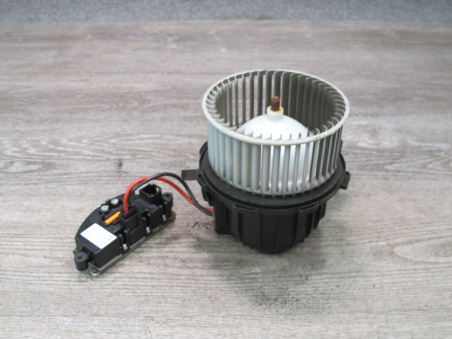 2015-2018 Porsche Macan A/C Heater Blower Motor Fan w Resistor
