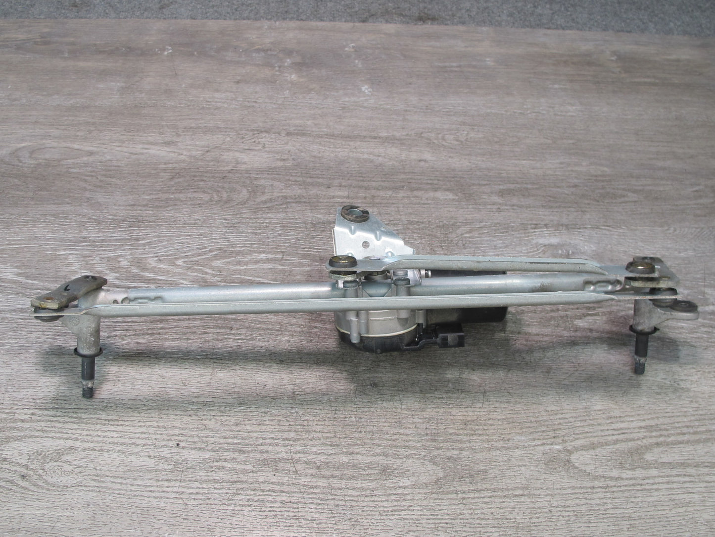 2015-2025 Porsche Macan Windshield Wiper Transmission Linkage w Motor 95B955113A