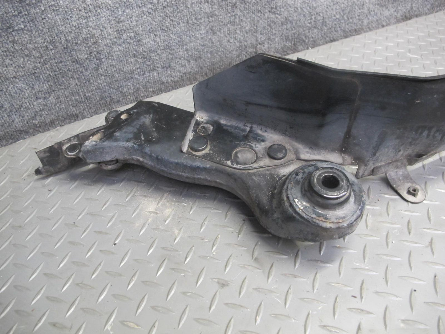 07-09 Nissan 350Z Z33 Conv Rear Fuel Tank Crossmember w Stay Brakets Assy OEM