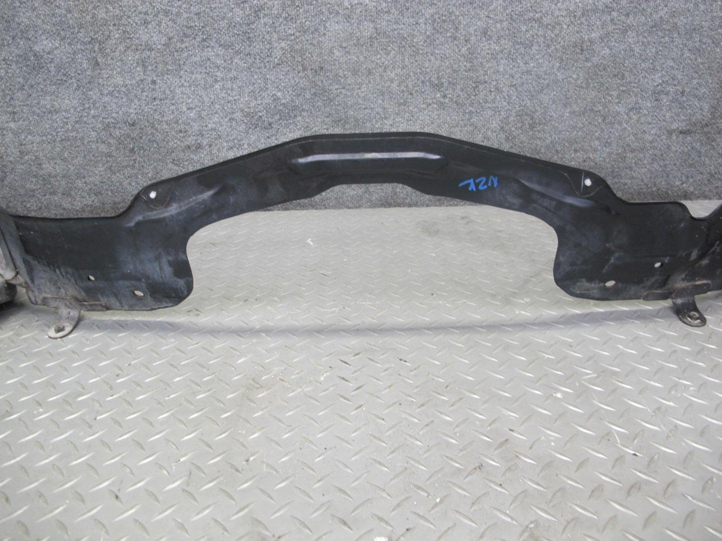 07-09 Nissan 350Z Z33 Conv Rear Fuel Tank Crossmember w Stay Brakets Assy OEM