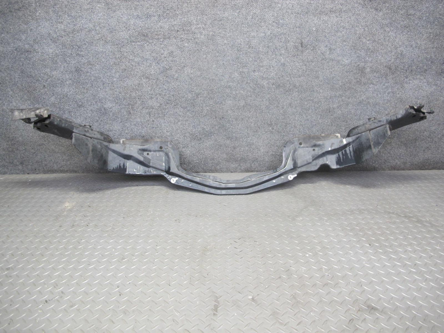 07-09 Nissan 350Z Z33 Conv Rear Fuel Tank Crossmember w Stay Brakets Assy OEM