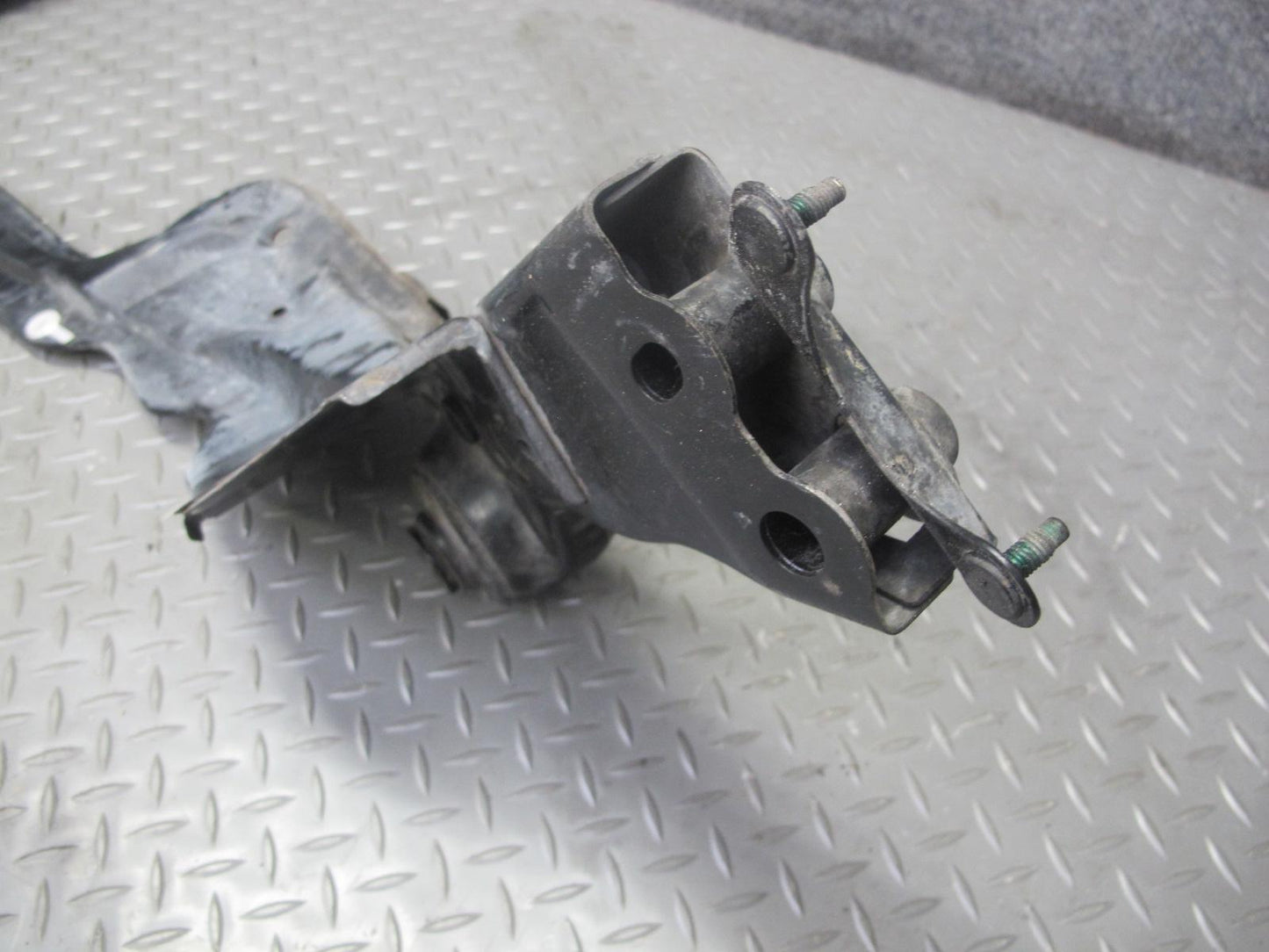 07-09 Nissan 350Z Z33 Conv Rear Fuel Tank Crossmember w Stay Brakets Assy OEM