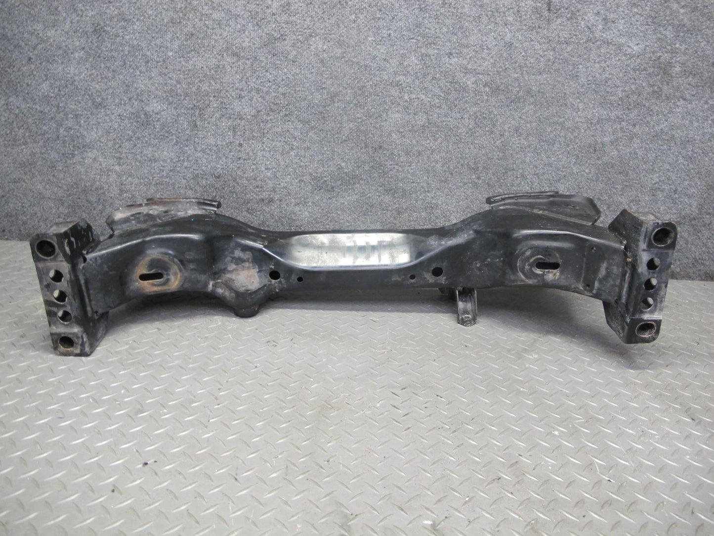 03-09 Nissan 350Z Z33 Front Suspension Subframe Crossmember 51K Miles OEM