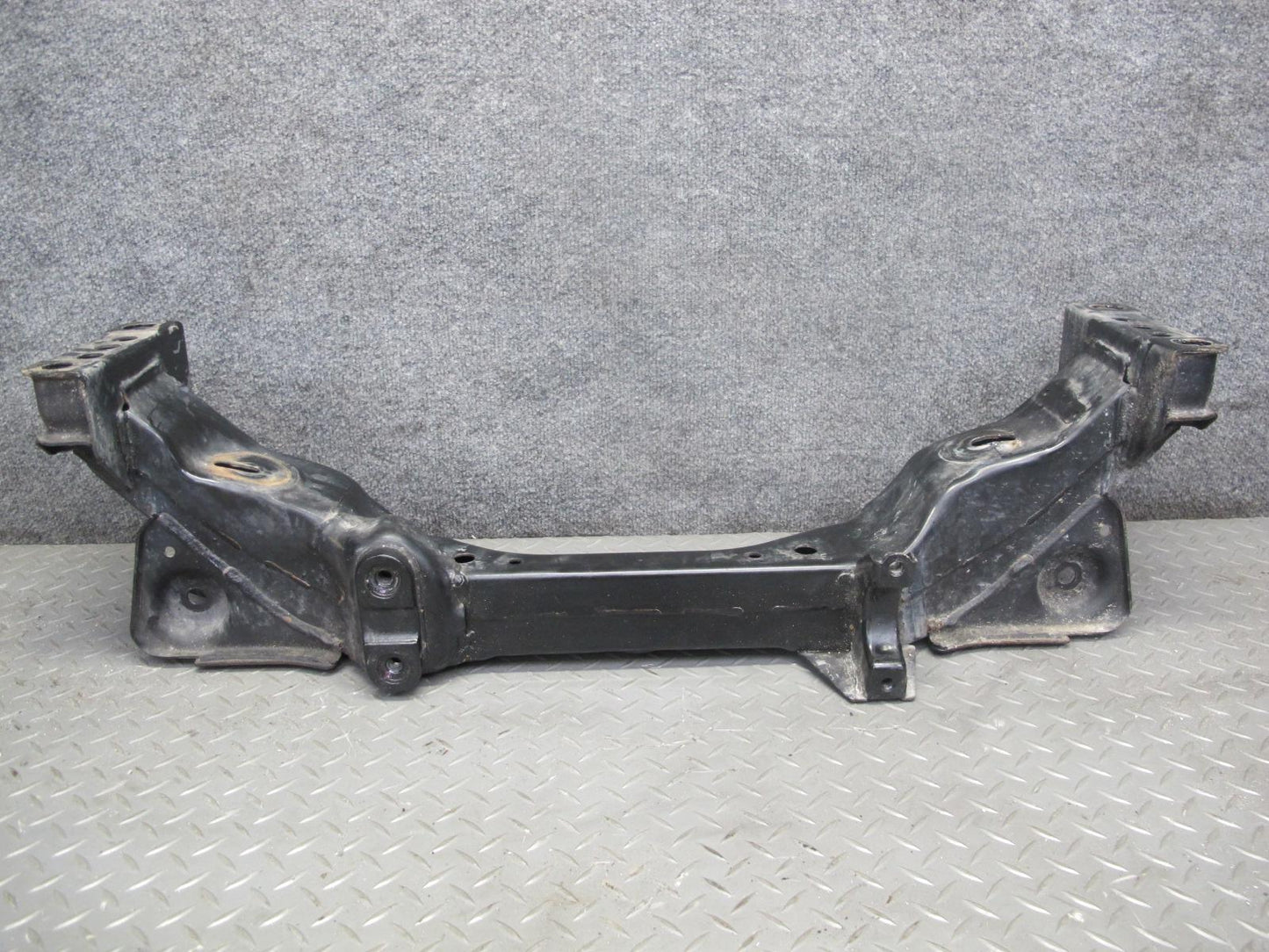 03-09 Nissan 350Z Z33 Front Suspension Subframe Crossmember 51K Miles OEM