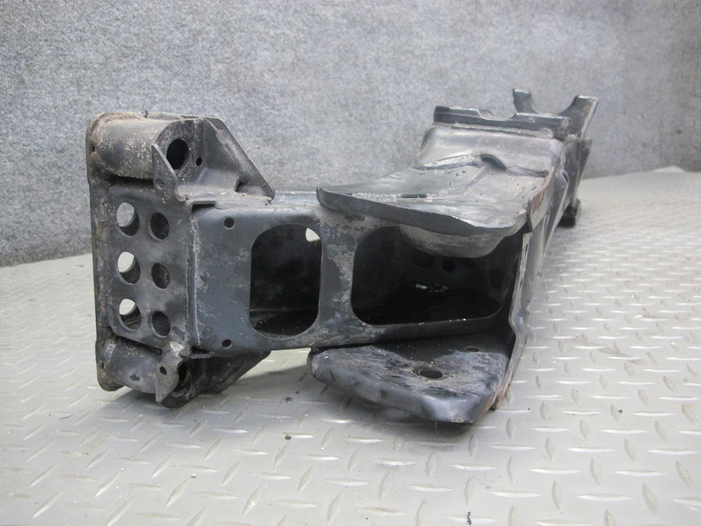 03-09 Nissan 350Z Z33 Front Suspension Subframe Crossmember 51K Miles OEM