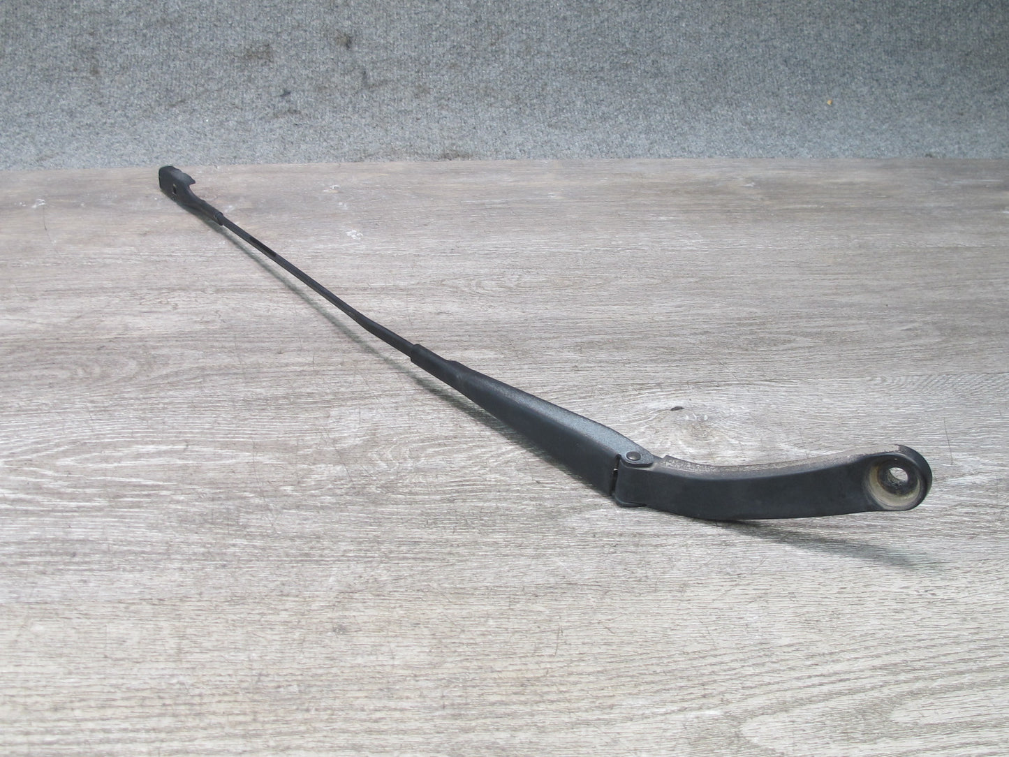 2015-2025 Porsche Macan Front Left & Right Windshield Wiper Arm Set of 2