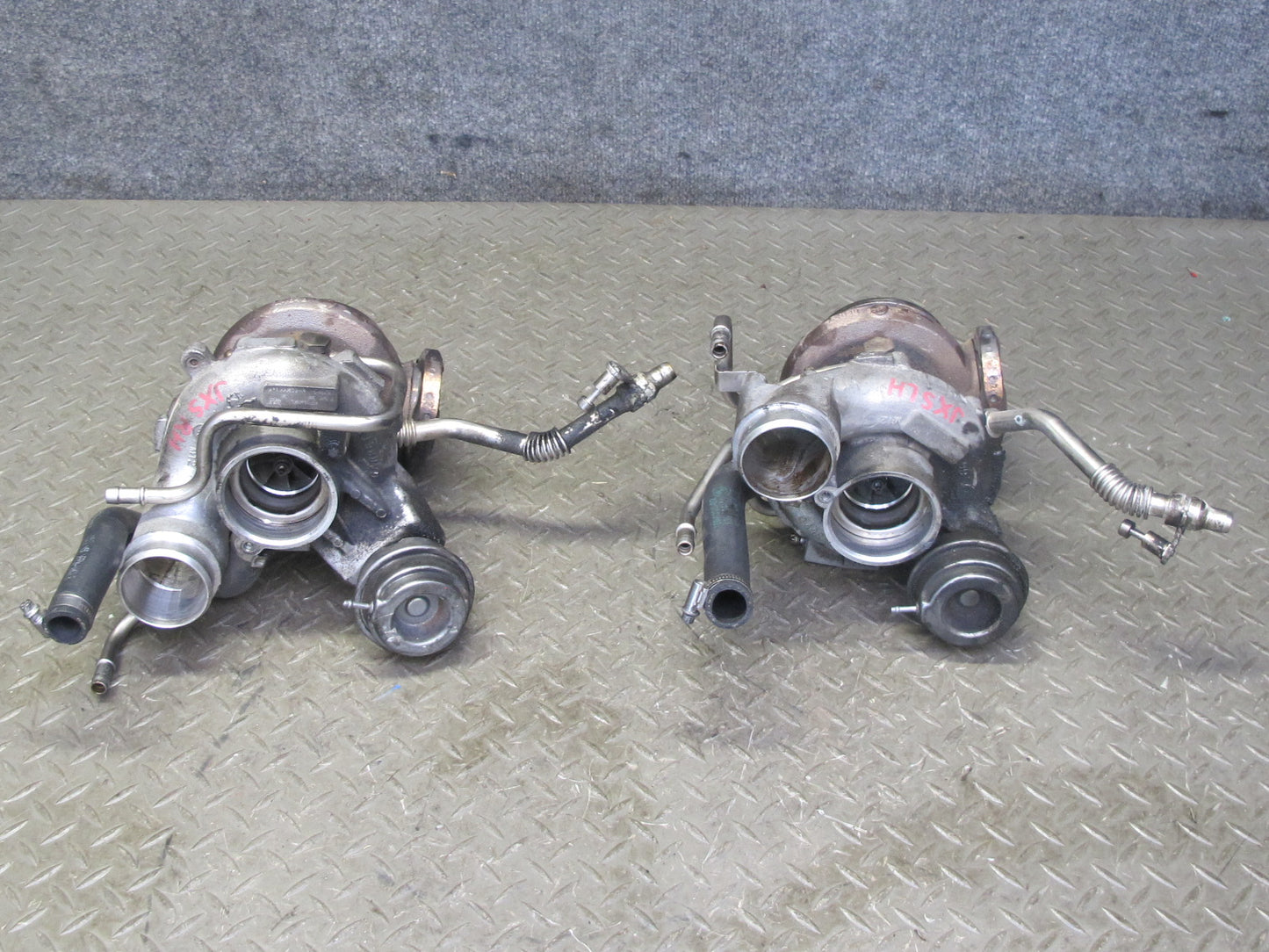 2010-2014 BMW E71 X6M S63 Left & Right Turbocharger Unit Set of 2 86k Miles