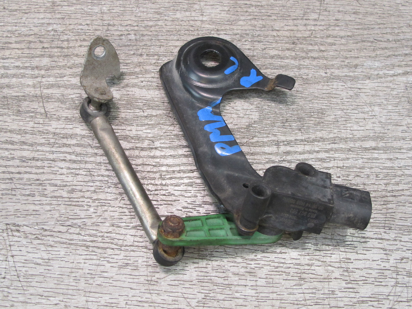 2015-2025 Porsche Macan Rear Left Suspension Height Level Sensor 8R0941309B