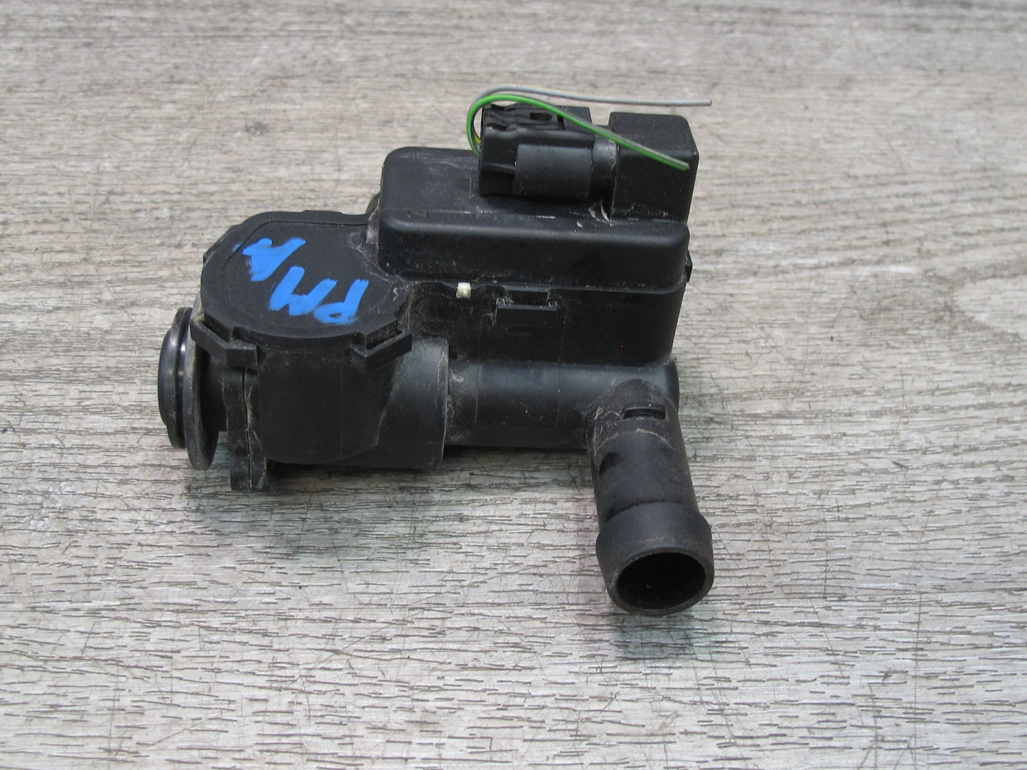 2015-2018 Porsche Macan Heater Control Water Valve 7PP819810A