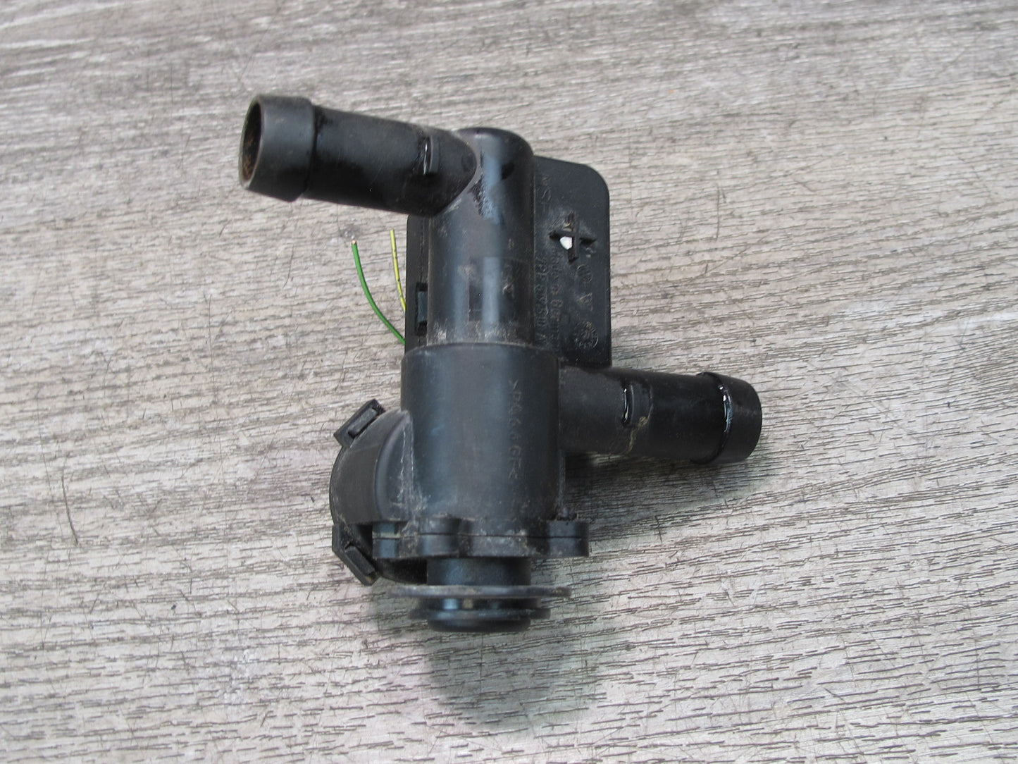 2015-2018 Porsche Macan Heater Control Water Valve 7PP819810A