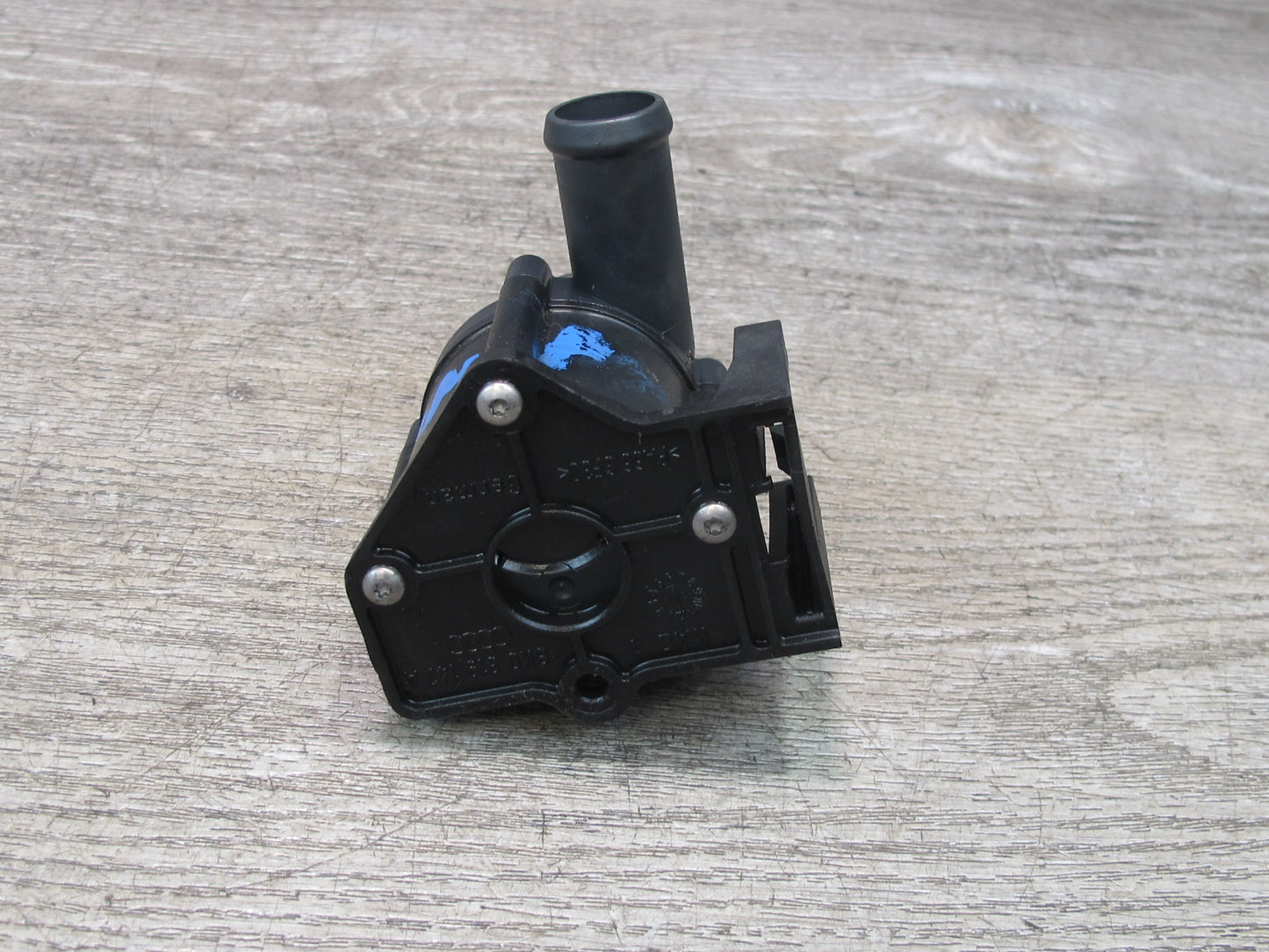 2015-2018 Porsche Macan Engine Coolant Auxiliary AUX Water Pump 06H121601M