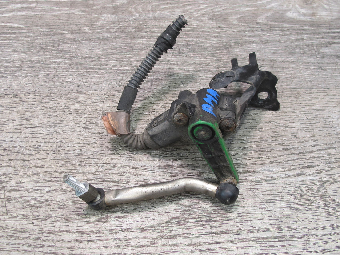 2015-2025 Porsche Macan Rear Right Suspension Height Level Sensor