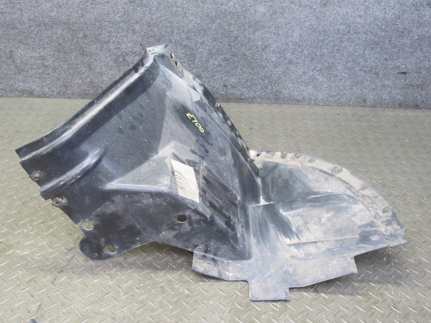 91-96 Chevrolet Corvette C4 Front Left Fender Liner Splash Shield Guard OEM