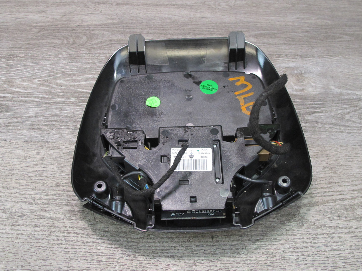 2017-2020 Maserati Levante M161 Overhead Console Dome Reading Light Homelink