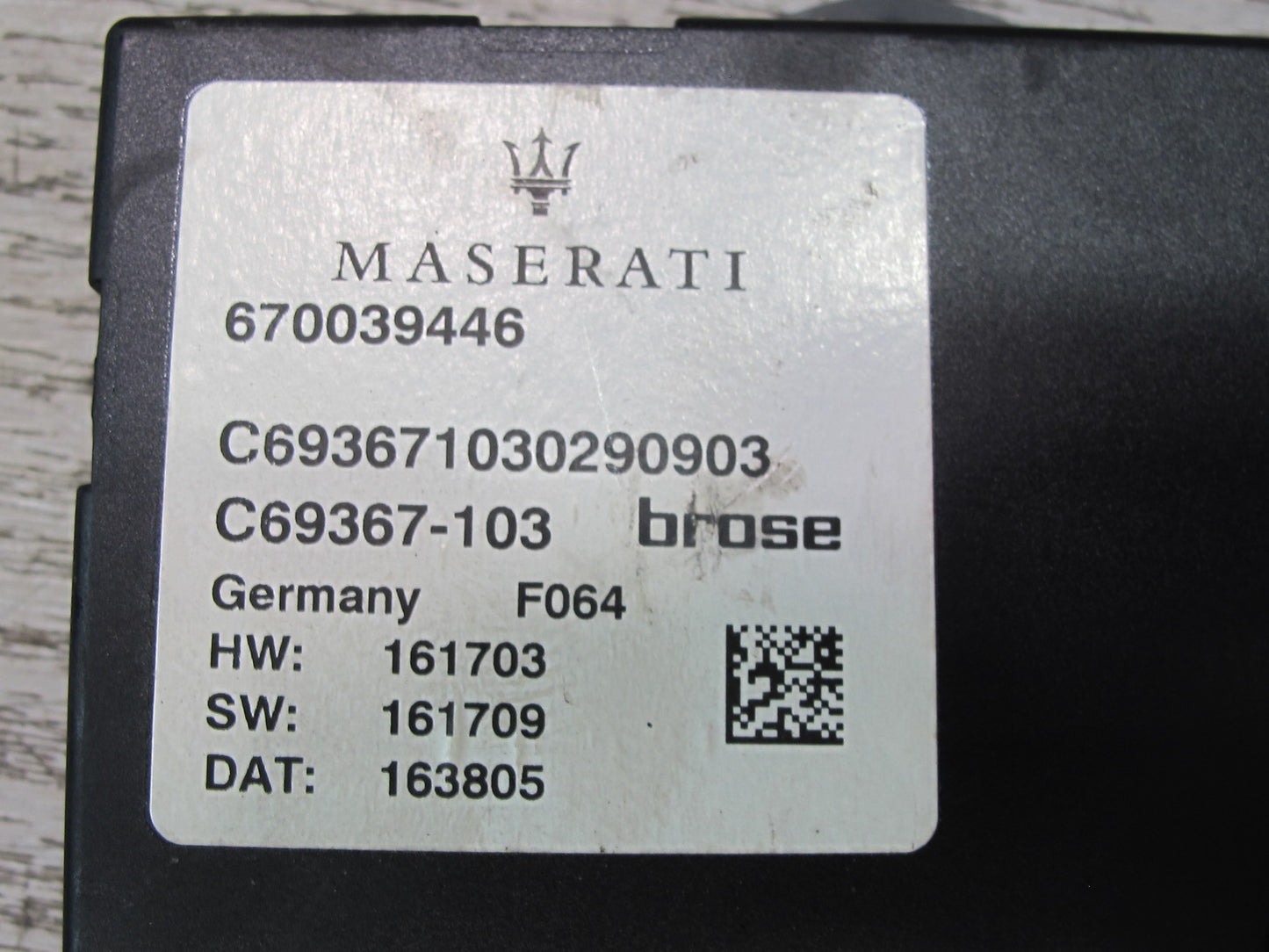 2017-2020 Maserati Levante M161 Rear Trunk Lid Liftgate Control Module 670039446