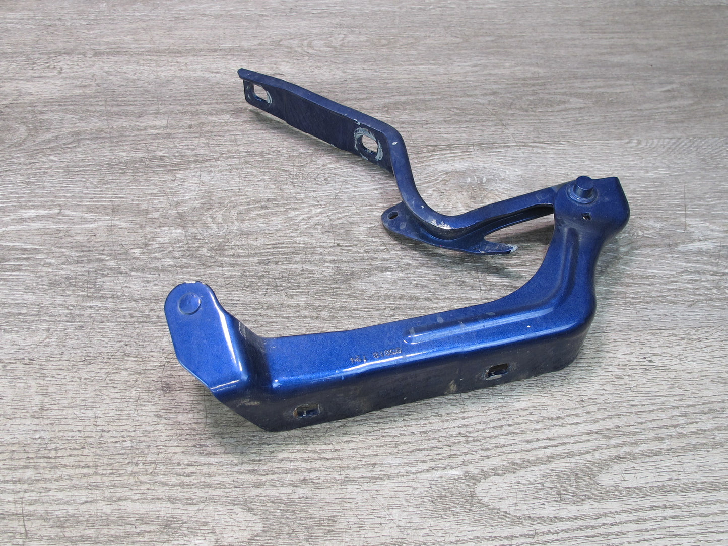 2017-2020 Maserati Levante M161 Front Left & Right Side Hood Hinge Support Set