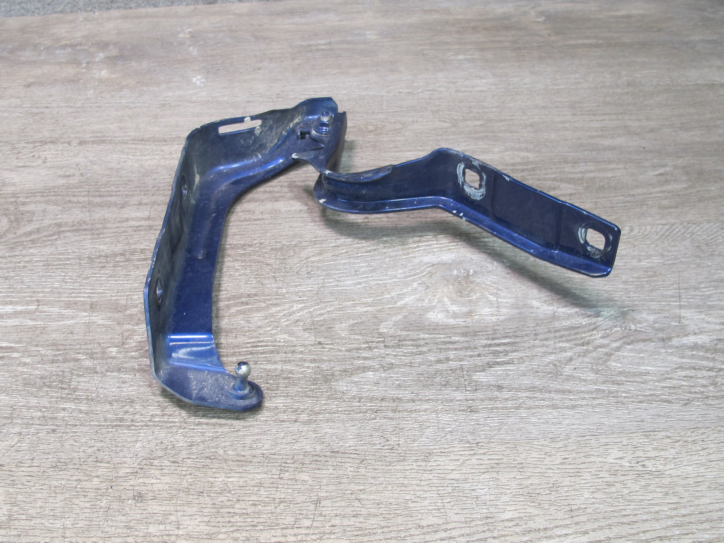 2017-2020 Maserati Levante M161 Front Left & Right Side Hood Hinge Support Set