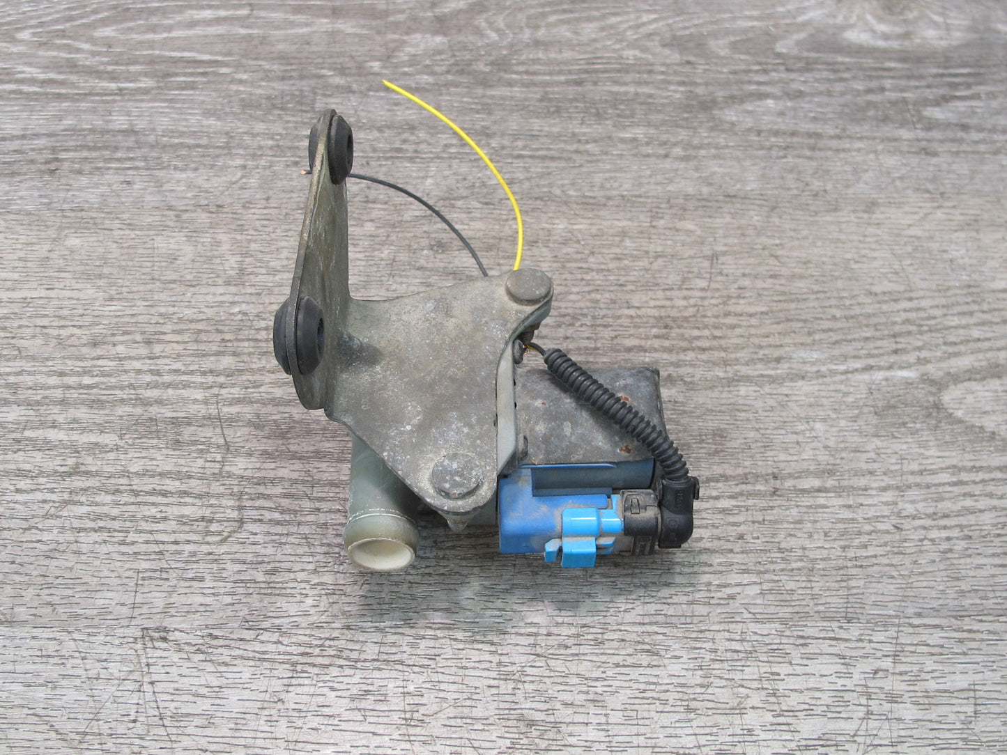 2017-2020 Maserati Levante M161 A/C Hvac Heater Control Solenoid Valve