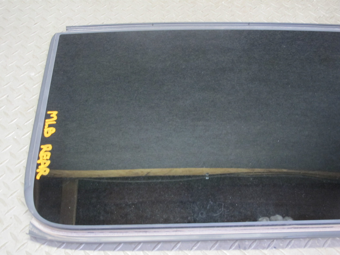 2017-2020 Maserati Levante M161 Rear Sunroof Glass Window Panel 6114130