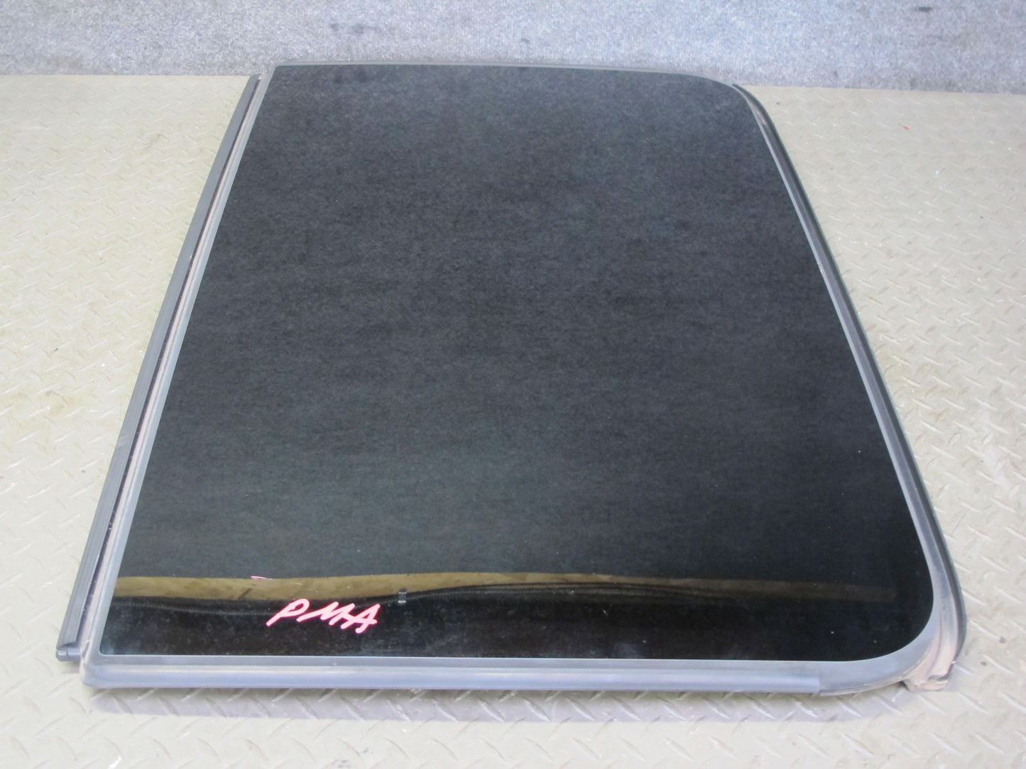 2015-2018 Porsche Macan Rear Panoramic Sunroof Glass Panel