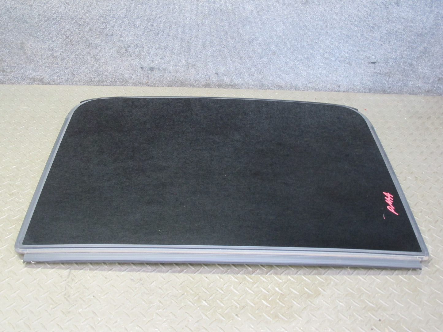 2015-2018 Porsche Macan Rear Panoramic Sunroof Glass Panel