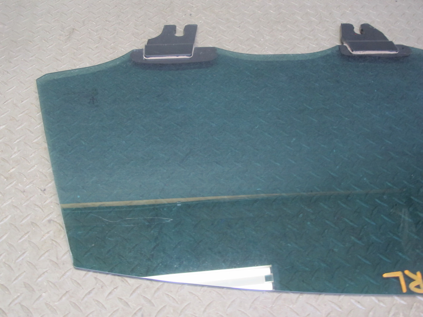 2017-2020 Maserati Levante M161 Rear Left Driver Side Door Glass Window