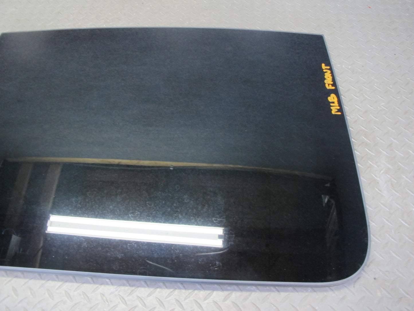 2017-2020 Maserati Levante M161 Front Sunroof Glass Window Panel 6114134