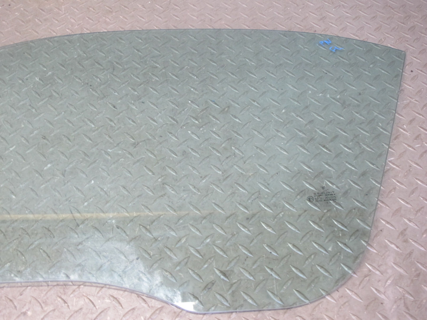 1999-2005 Porsche 911 Carrera 996 Convertible Left Door Glass Window