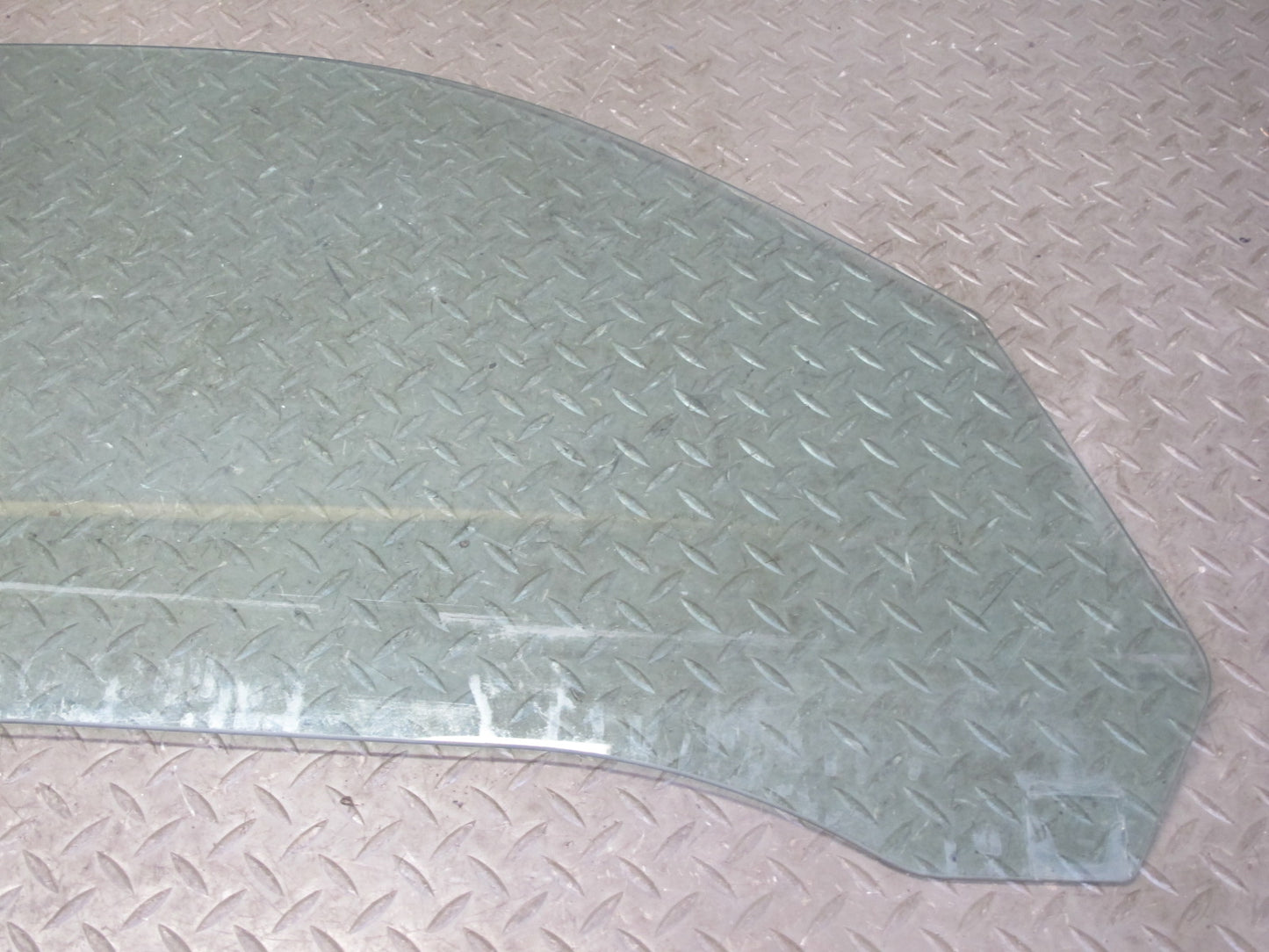 1999-2005 Porsche 911 Carrera 996 Convertible Right Door Glass Window