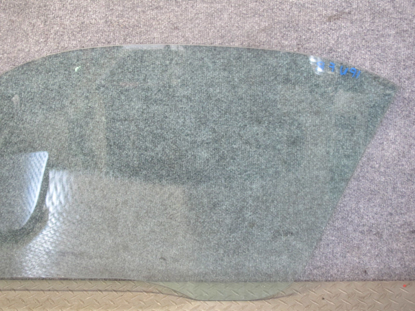 1999-2005 Porsche 911 Carrera 996 Convertible Right Door Glass Window