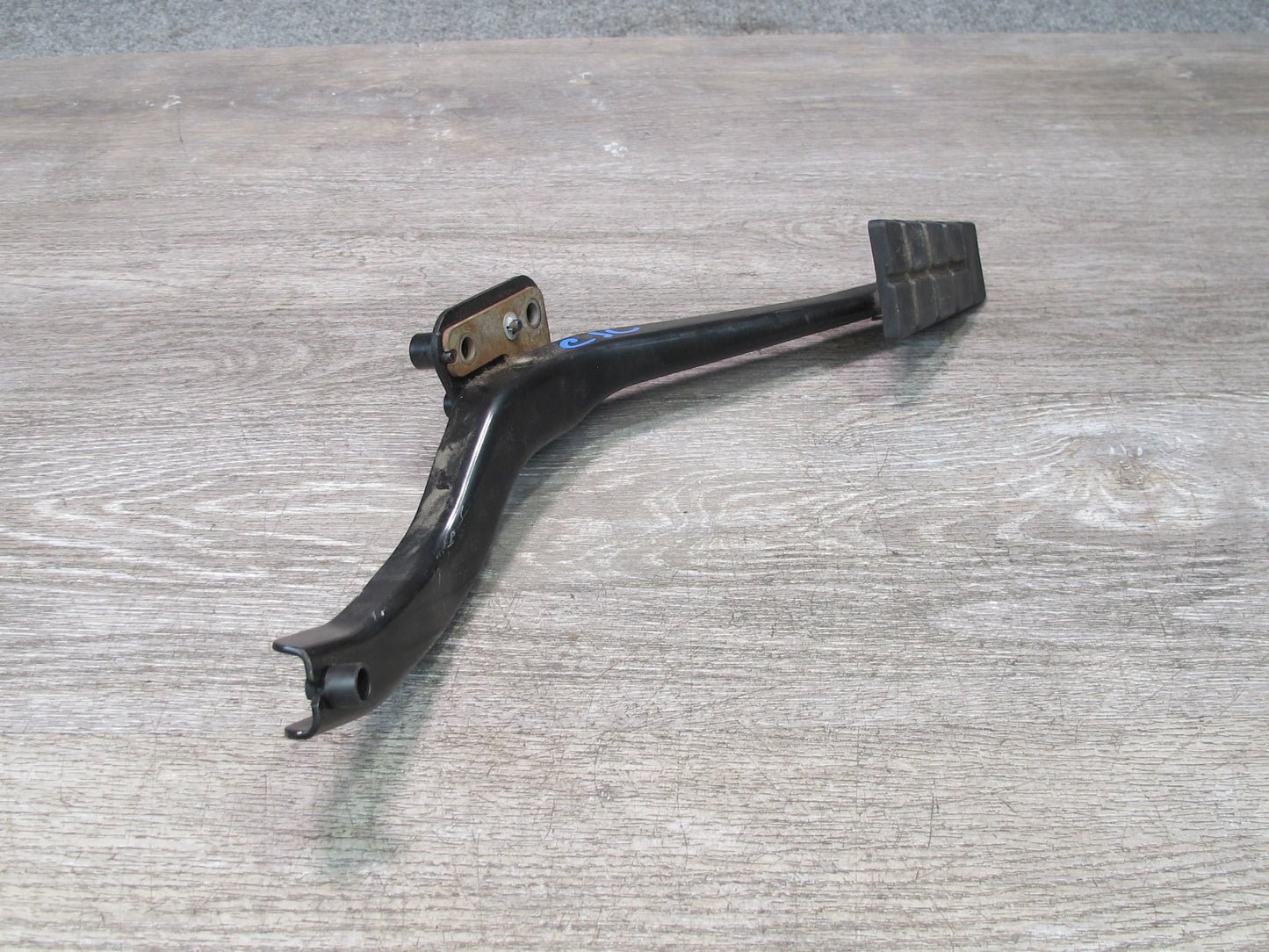 92-96 Chevrolet Corvette C4 Gas Accelerator Throttle & Brake Pedal Pad Set OEM