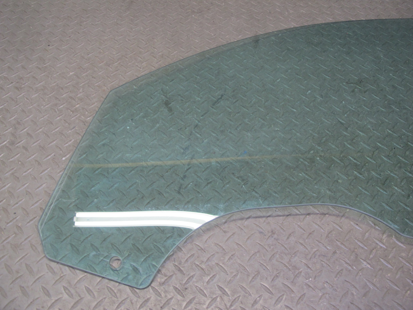 2008-2014 BMW E71 E72 X6 Front Left Driver Side Door Glass Window