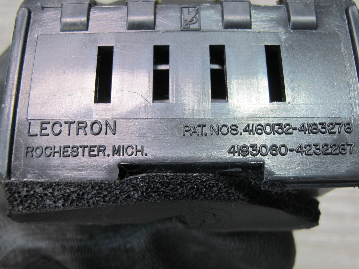 90-96 Chevrolet Corvette C4 KEY Alarm Module OEM