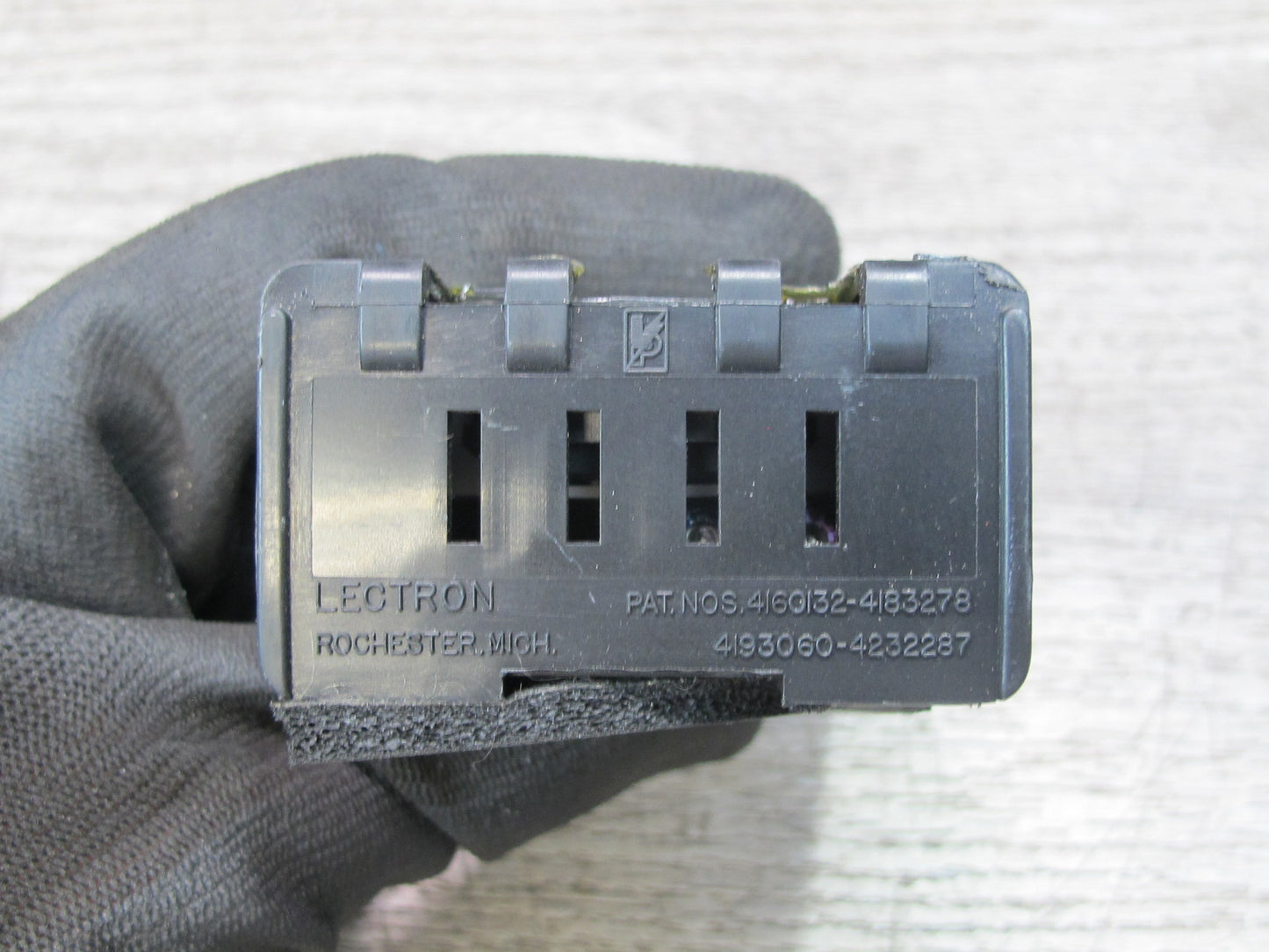 90-96 Chevrolet Corvette C4 KEY Alarm Module OEM