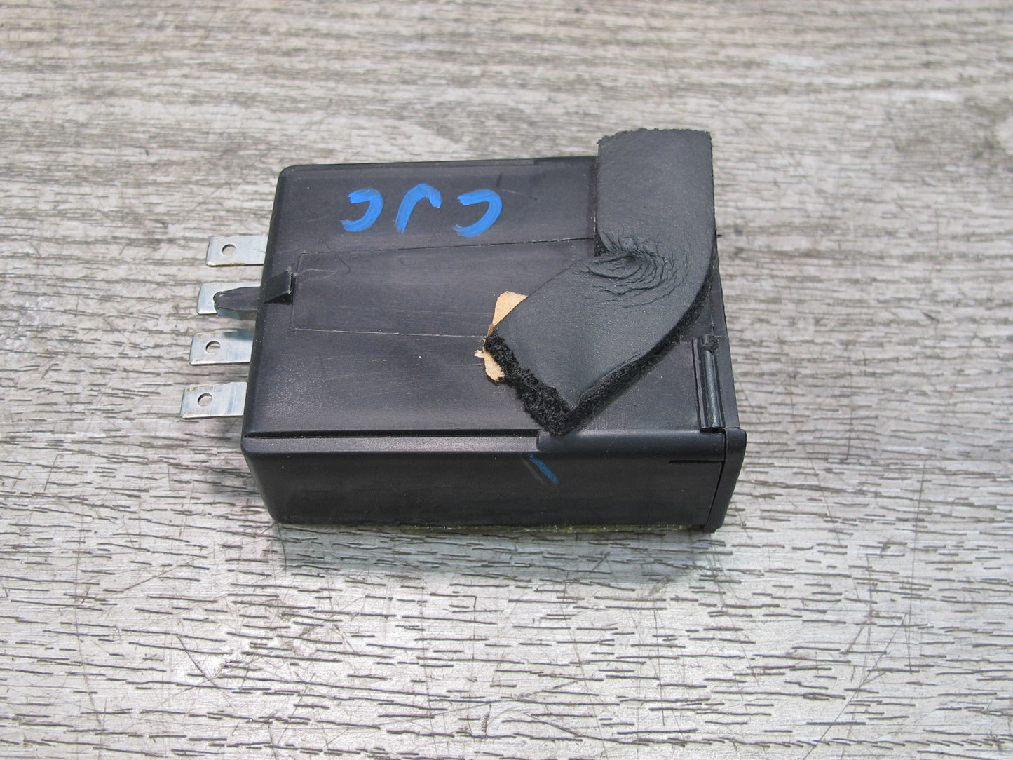 90-96 Chevrolet Corvette C4 KEY Alarm Module OEM