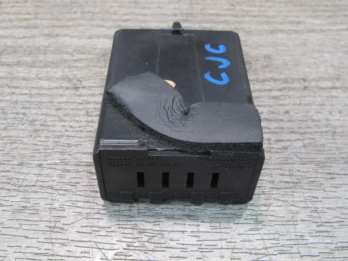 90-96 Chevrolet Corvette C4 KEY Alarm Module OEM
