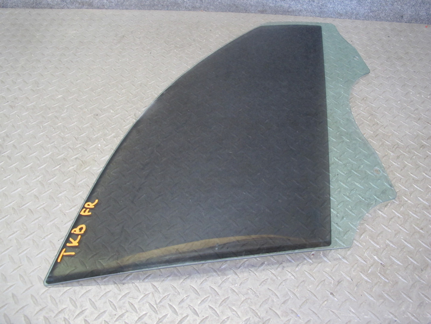 2008-2013 BMW E90 M3 328i 335i Front Right Door Glass Window