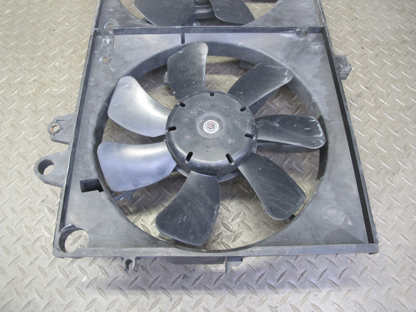 04-08 Mazda RX8 A/T Engine Radiator Cooling Fan Motor w Shroud Assembly OEM