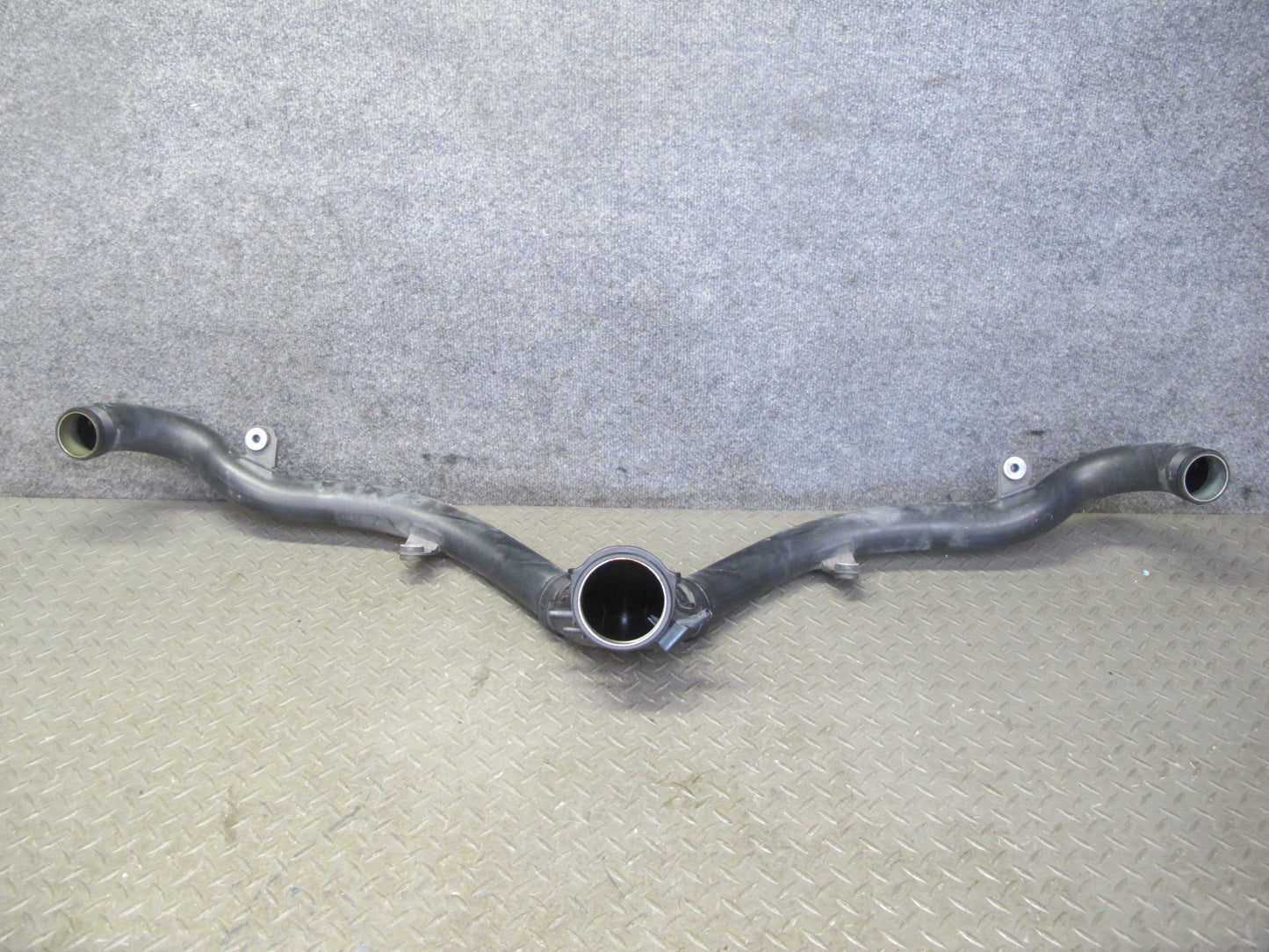 2015-2018 Porsche Macan Air Intake Inlet Hose Pipe Line w Sensor 95B145762A