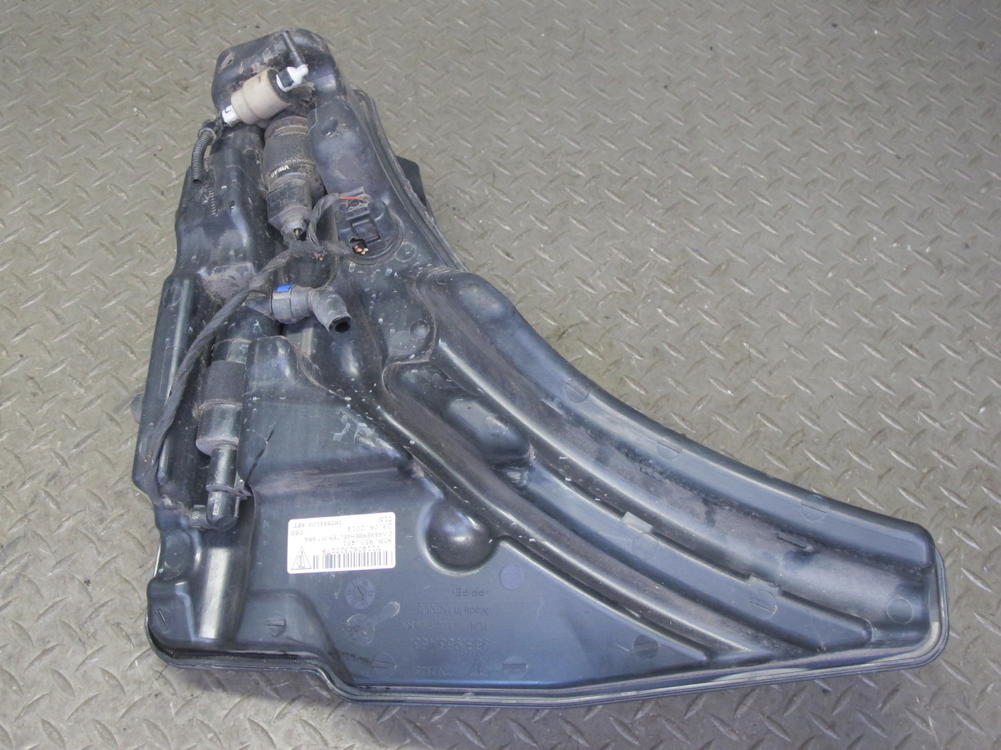 2015-2018 Porsche Macan Windshield Washer Fluid Reservoir Tank w Pump