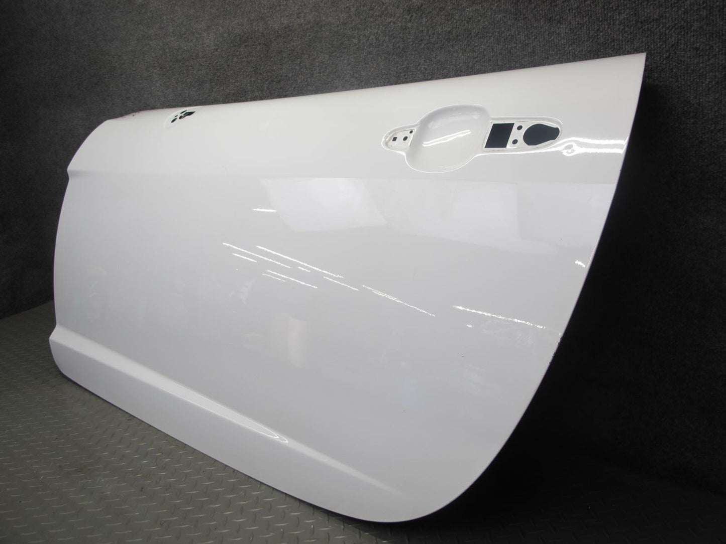 07-10 Saturn SKY Redline Left Driver Door Shell Panel Polar White OEM