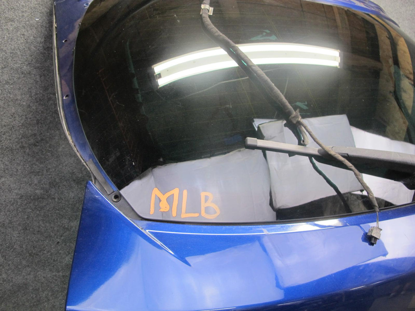 2017-2020 Maserati Levante M161 Rear Trunk Lid Tailgate Liftgate W/ Glass Blue