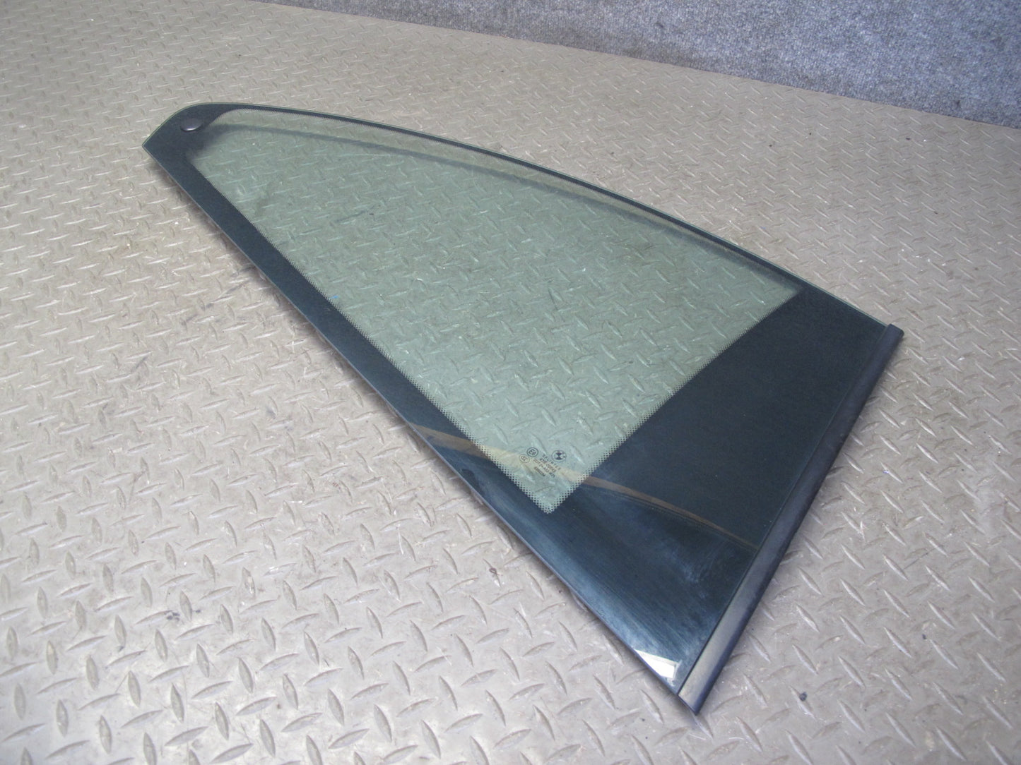 01-06 BMW E46 330Ci 3-SERIES Coupe Rear Right Quarter Glass Window w Seal OEM