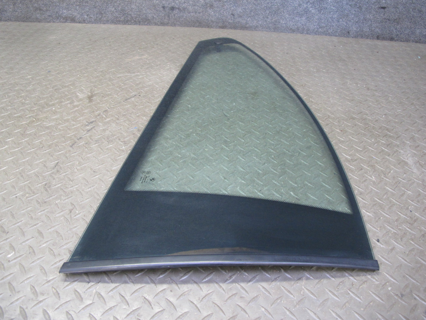 01-06 BMW E46 330Ci 3-SERIES Coupe Rear Right Quarter Glass Window w Seal OEM