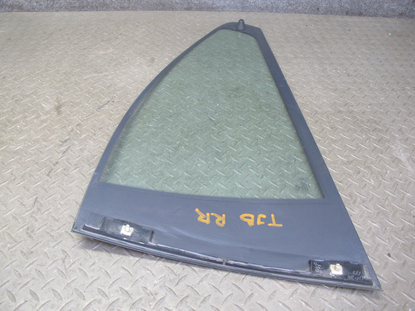 01-06 BMW E46 330Ci 3-SERIES Coupe Rear Right Quarter Glass Window w Seal OEM