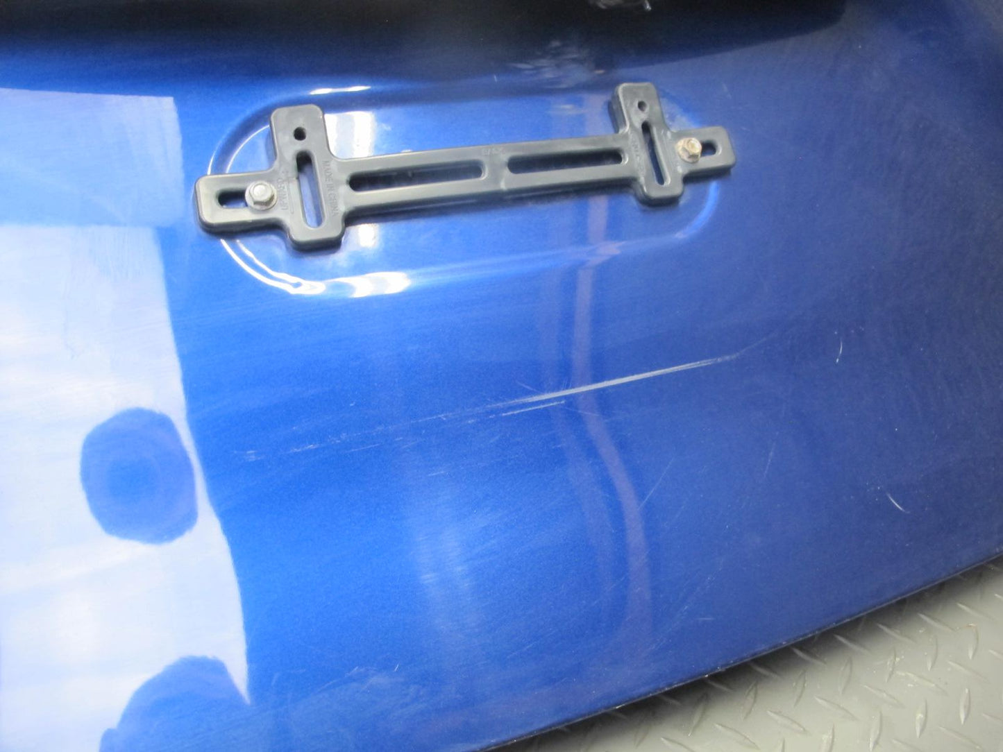 2017-2020 Maserati Levante M161 Rear Trunk Lid Tailgate Liftgate W/ Glass Blue