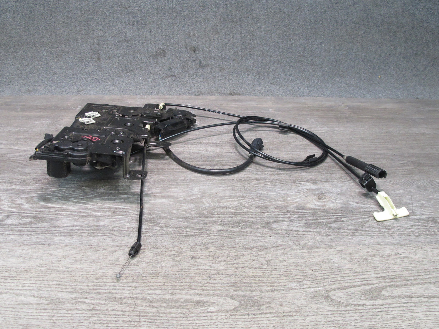 07-10 Saturn SKY Convertible TOP Roof Lock Latch Mechanism w Motor OEM