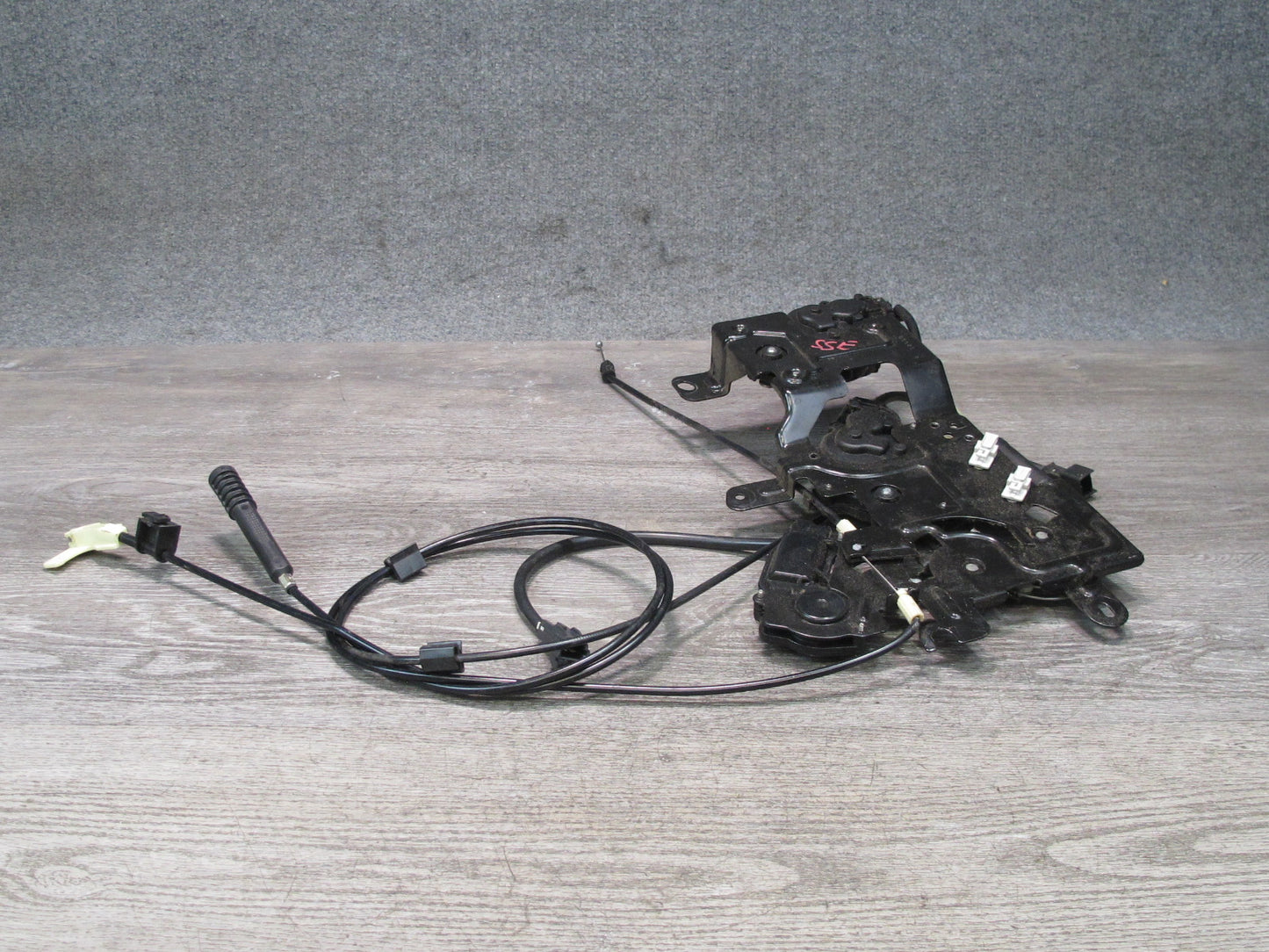 07-10 Saturn SKY Convertible TOP Roof Lock Latch Mechanism w Motor OEM